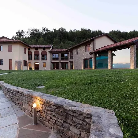 Lilly's And Vineyard - Prestigious Property * Serravalle delle Langhe