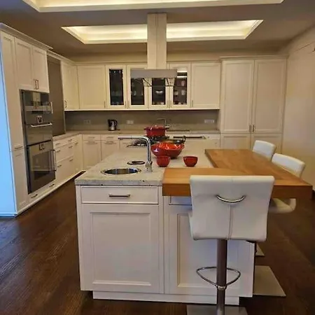 Lilly's And Vineyard - Prestigious Property Вилла