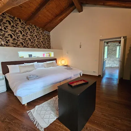 Вилла Lilly's And Vineyard - Prestigious Property